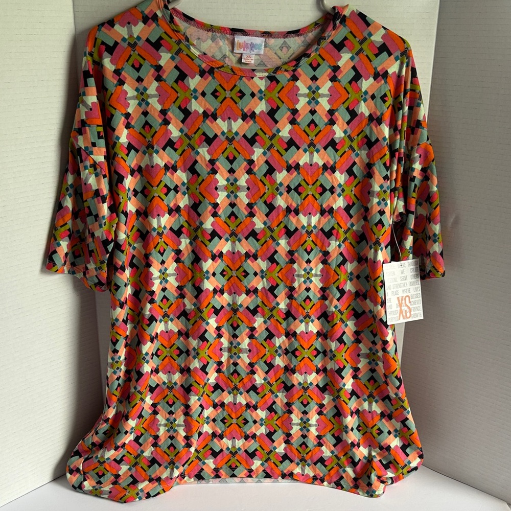 LuLaRoe NWT Multicolor‎ Geometric Short Sleeve Stretchy Top XS